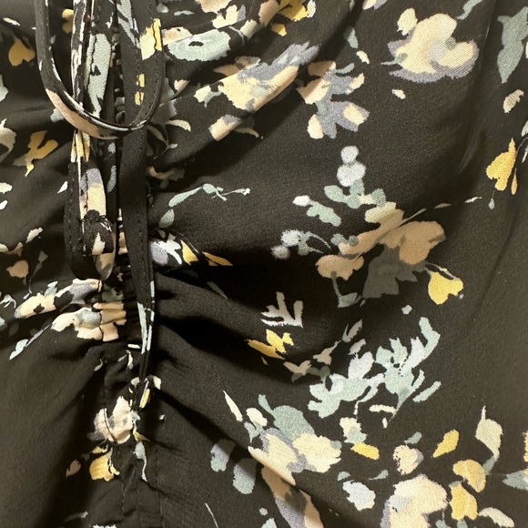 A&F Cinched Front Puff Sleeve Top, Black Floral - Picture 3 of 3